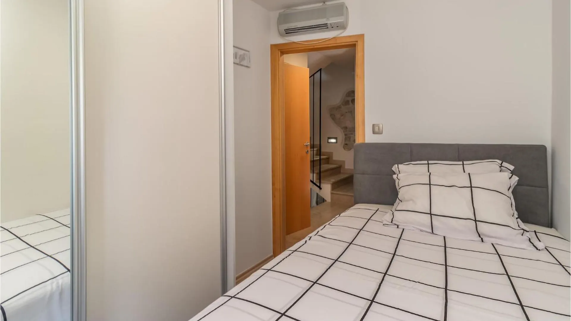 Gorgeous Home In Rab With House Sea View Rab Town 0*,